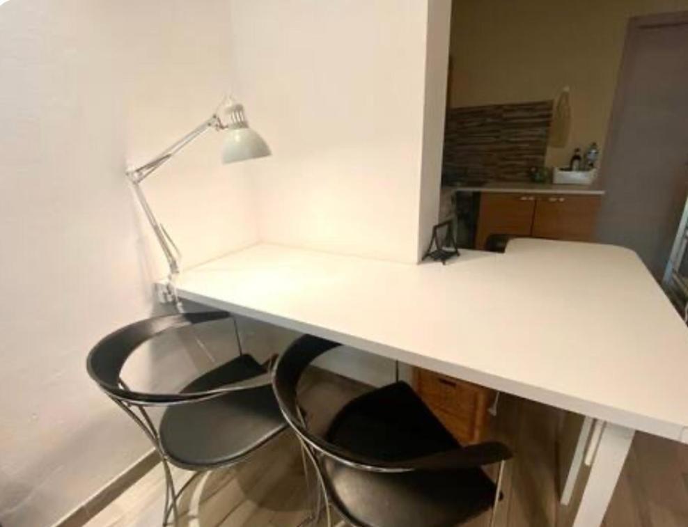Cosy Modern Flat Private Patio Apartamento *